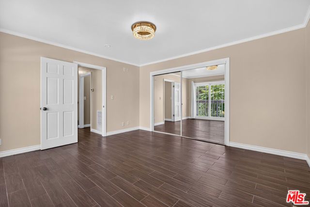 11029 Eldora Avenue, Sunland (los Angeles), CA 91040