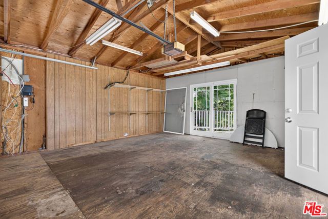 11029 Eldora Avenue, Sunland (los Angeles), CA 91040