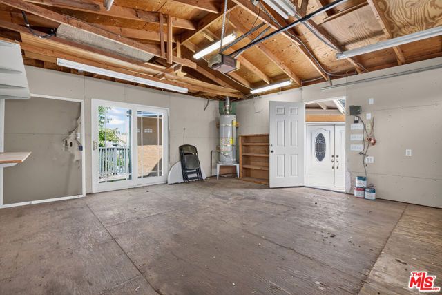 11029 Eldora Avenue, Sunland (los Angeles), CA 91040