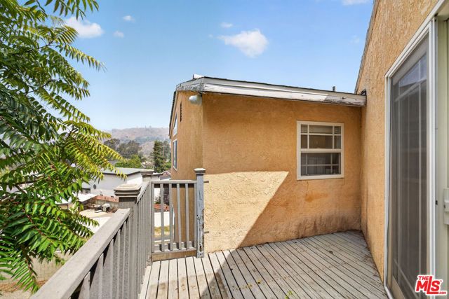 11029 Eldora Avenue, Sunland (los Angeles), CA 91040