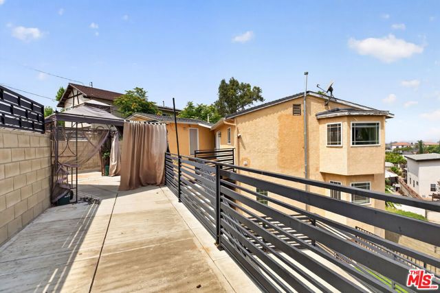 11029 Eldora Avenue, Sunland (los Angeles), CA 91040