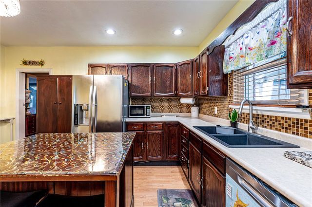 1371 2nd Street, North Huntingdon, PA 15692