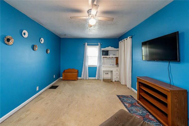 1371 2nd Street, North Huntingdon, PA 15692
