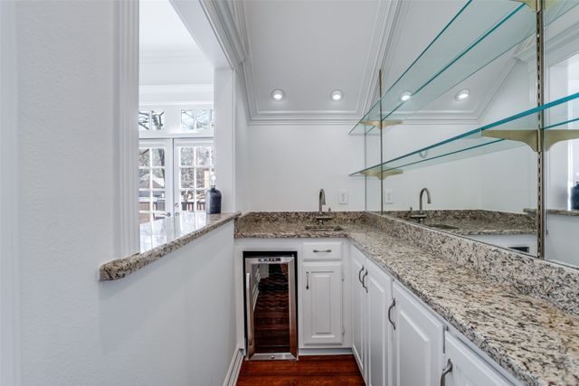 1810 Lakeshore Court, Mckinney, TX 75072