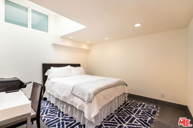 26044 E Pacific Coast Highway, Malibu, CA 90265