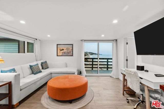 26044 E Pacific Coast Highway, Malibu, CA 90265