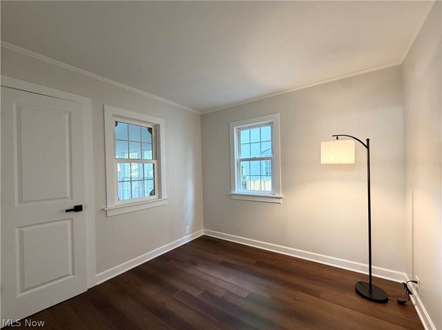1307 Ford Road, Lyndhurst, OH 44124