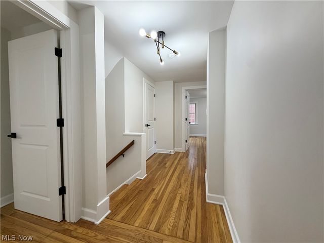 1307 Ford Road, Lyndhurst, OH 44124
