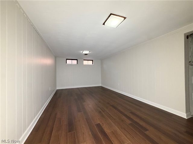 1307 Ford Road, Lyndhurst, OH 44124