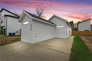 2418 Saint Clair Drive, Dallas, TX 75215