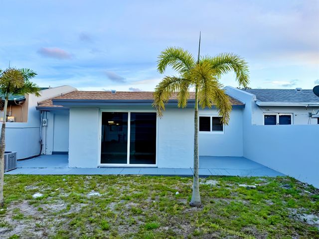 2941 NW 195th Street, Miami Gardens, FL 33056