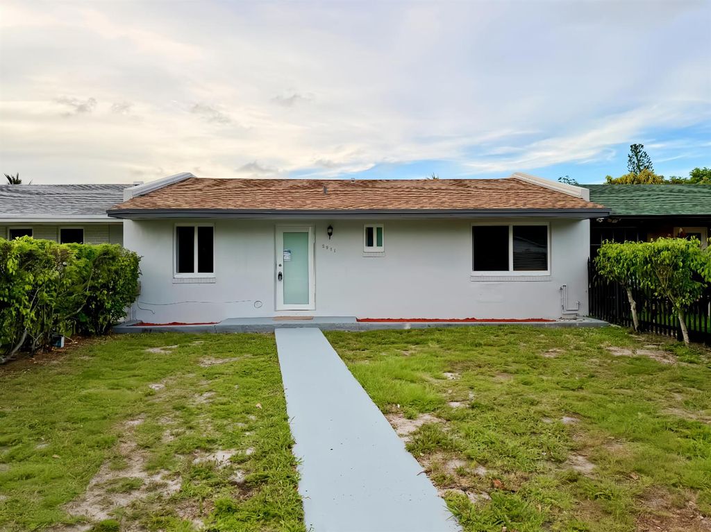 2941 NW 195th Street, Miami Gardens, FL 33056