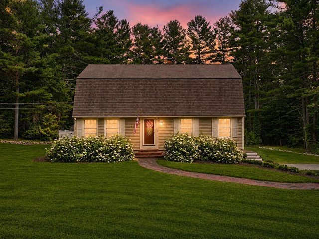 25 Coal Kiln Rd, Princeton, MA 01541