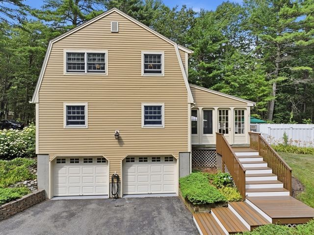 25 Coal Kiln Rd, Princeton, MA 01541
