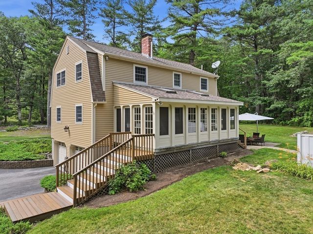 25 Coal Kiln Rd, Princeton, MA 01541