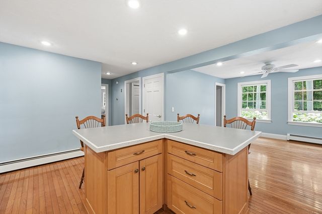 25 Coal Kiln Rd, Princeton, MA 01541