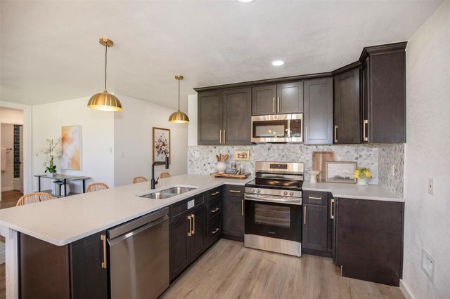 7306 Nightingale Circle, Texas City, TX 77591