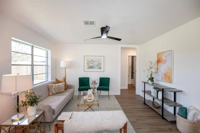 7306 Nightingale Circle, Texas City, TX 77591