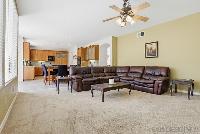 13673 Shoal Summit, San Diego, CA 92128