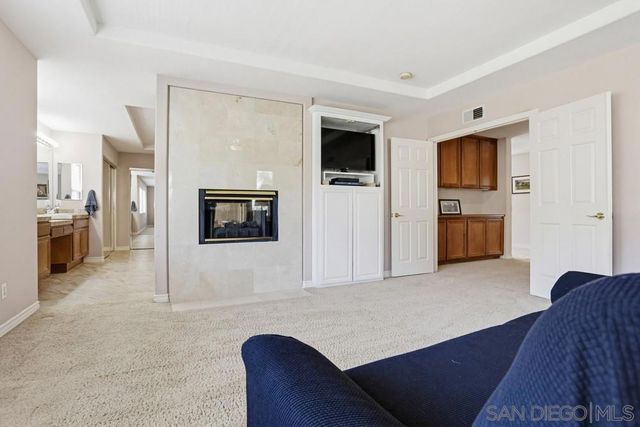 13673 Shoal Summit, San Diego, CA 92128