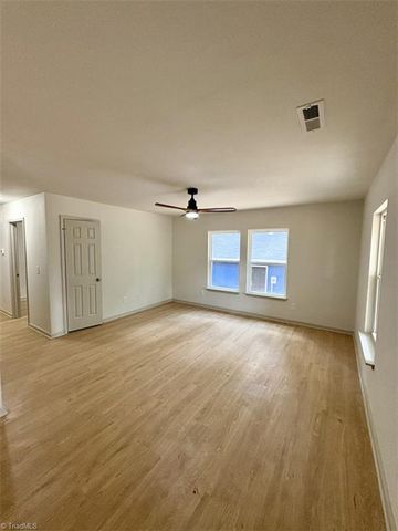 3634 Bates Drive, Winston-salem, NC 27105