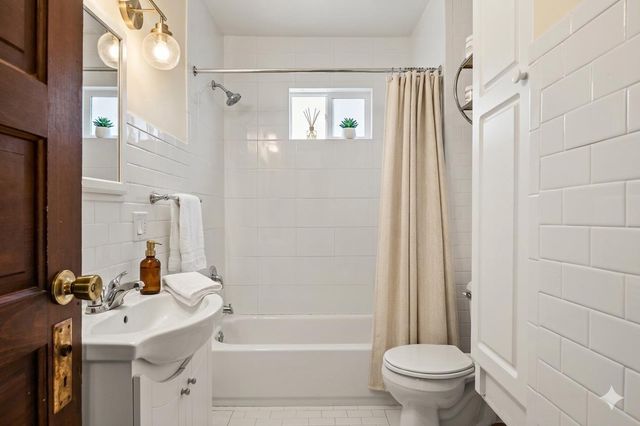 120-126 Franklin Street, Madison, WI 53703