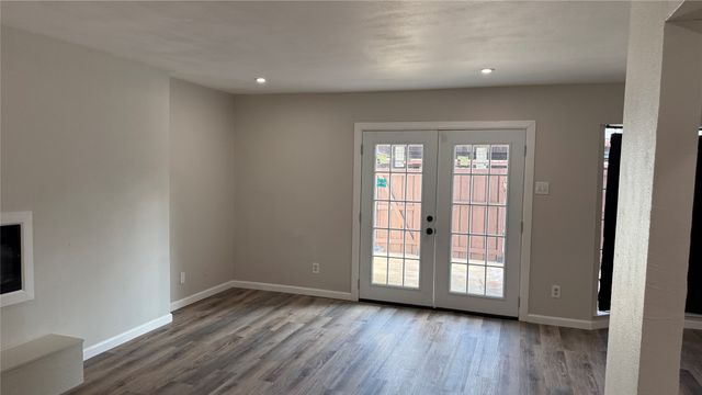 1723 E Grauwyler Road 122, Irving, TX 75061