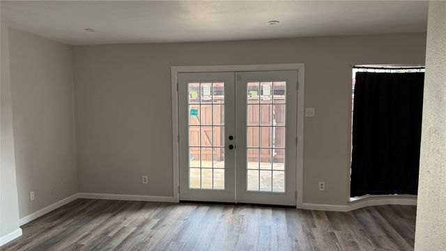 1723 E Grauwyler Road 122, Irving, TX 75061