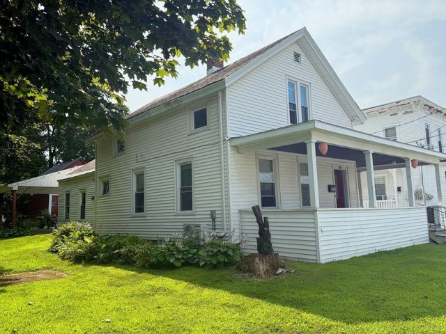209 Grove Street, Bennington, VT 05201