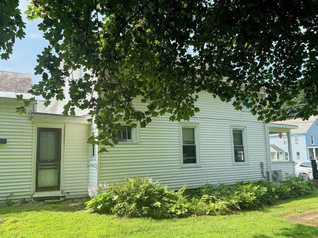 209 Grove Street, Bennington, VT 05201