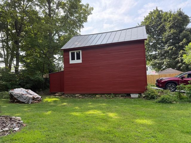 209 Grove Street, Bennington, VT 05201