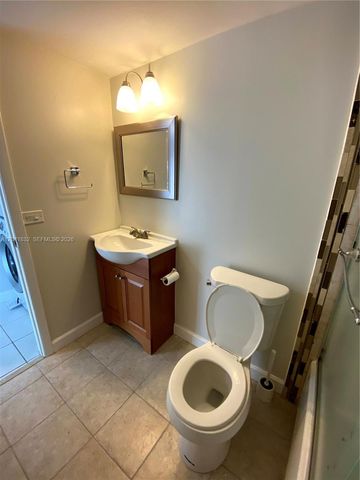 9280 FONTAINEBLEAU BL 103, Miami, FL 33172