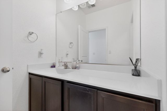 2319 Del Timbre Lane SW, Albuquerque, NM 87121