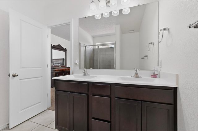 2319 Del Timbre Lane SW, Albuquerque, NM 87121