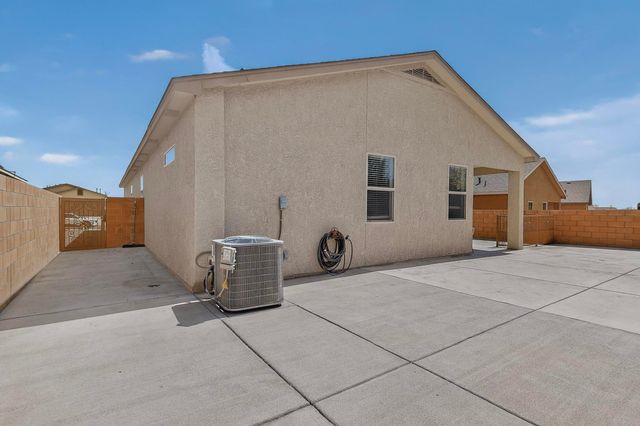 2319 Del Timbre Lane SW, Albuquerque, NM 87121