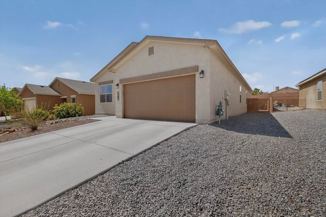 2319 Del Timbre Lane SW, Albuquerque, NM 87121