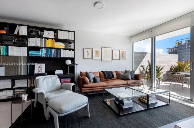 1201 20th St 312, Miami Beach, FL 33139