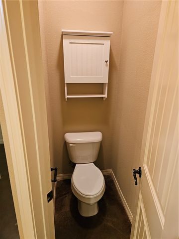 2652 N Valencia Avenue, Fayetteville, AR 72703