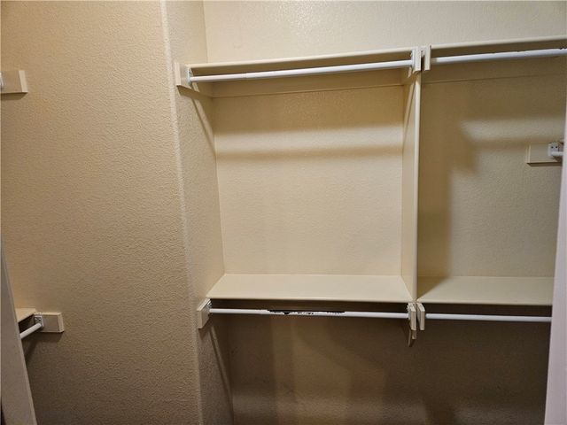 2652 N Valencia Avenue, Fayetteville, AR 72703