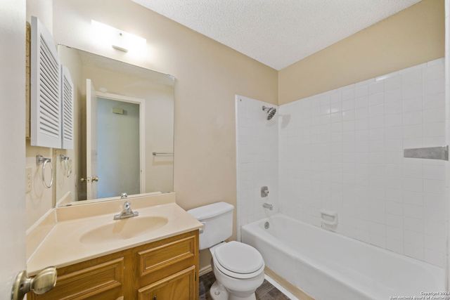 13918 TREE CROSSING ST, San Antonio, TX 78247