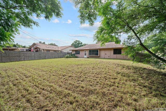 13918 TREE CROSSING ST, San Antonio, TX 78247