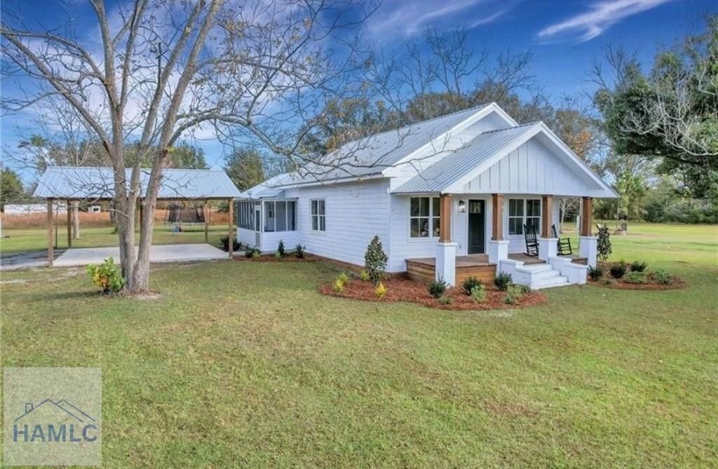 11038 Lanes Bridge Road, Jesup, GA 31545