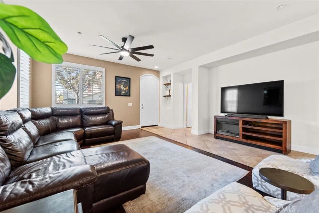 1749 Catania, Riverside, CA 92507