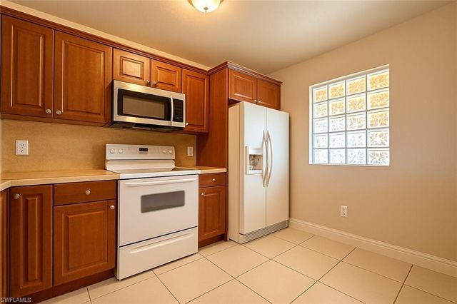 4137 Skyline BLVD # 5, Cape Coral, FL 33914