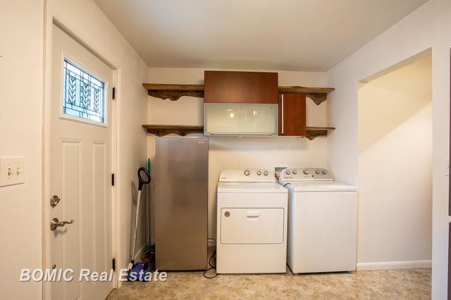 1706 Helen Street, Bay City, MI 48708