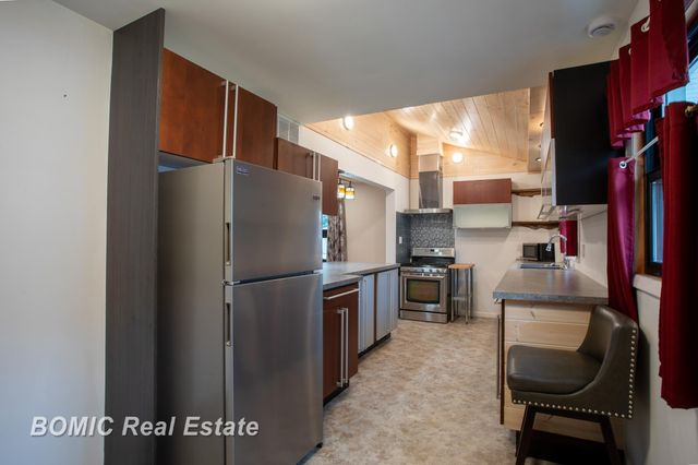 1706 Helen Street, Bay City, MI 48708