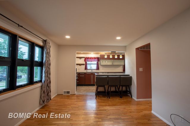 1706 Helen Street, Bay City, MI 48708