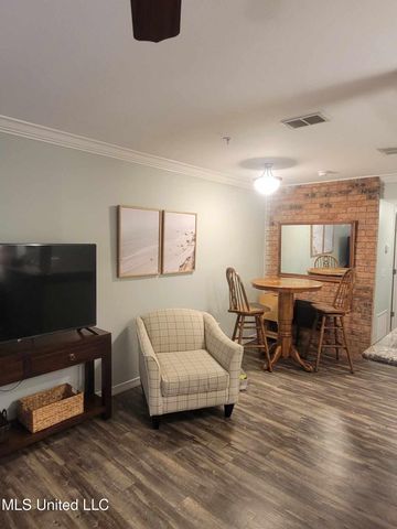 1282 Beach Boulevard, 114, Biloxi, MS 39530