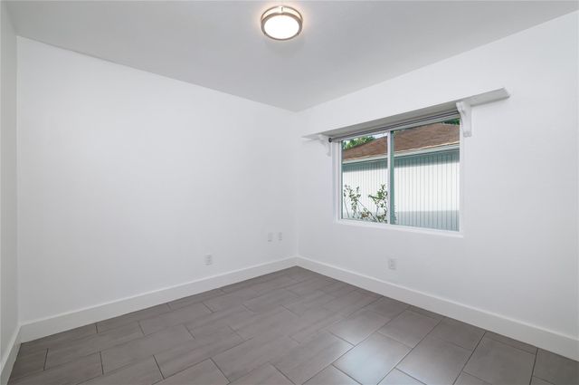 29 N Wavy Oak Circle, The Woodlands, TX 77381