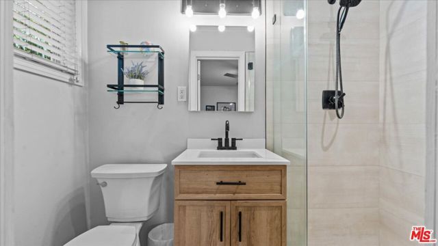 6708 E De Leon Street, Long Beach, CA 90815
